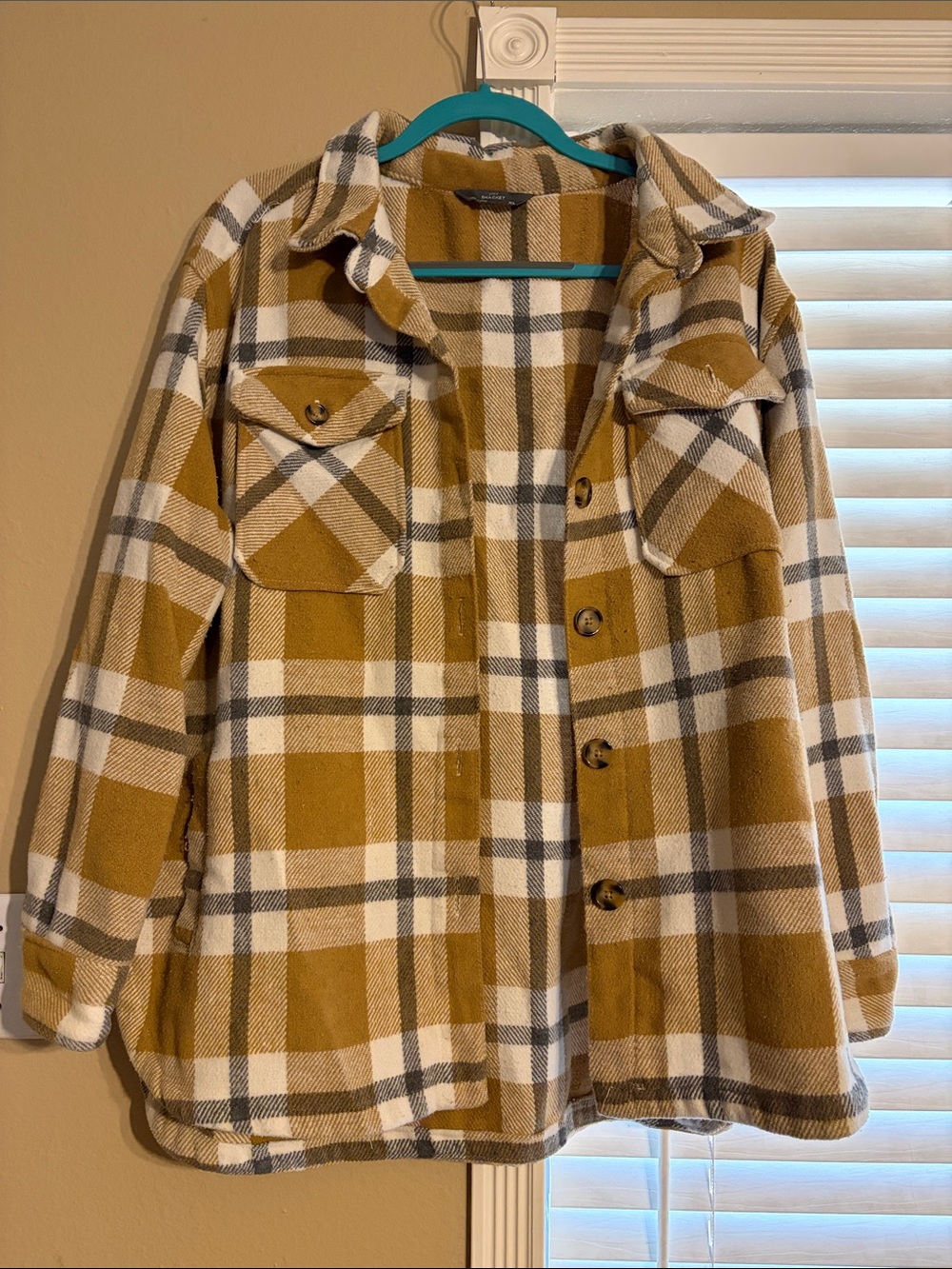 Women’s Mustard Plaid Button-Front Shacket w/Pockets